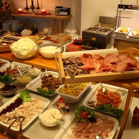 ホテル Overhalla Hotel 3*