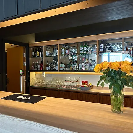 酒店 Overhalla Hotel 3*