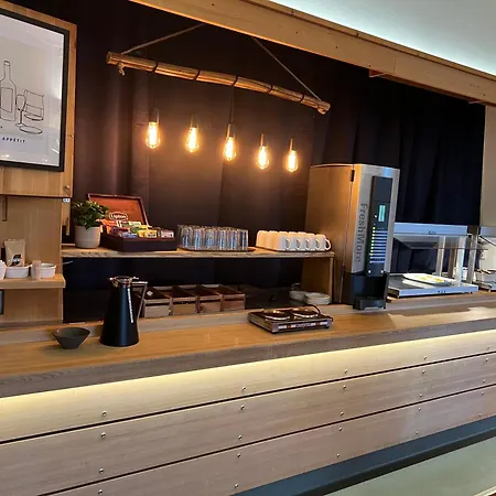 Overhalla Hotel 3* 欧维哈拉